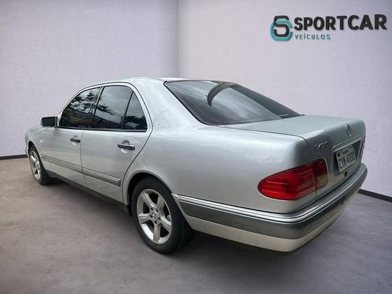 MERCEDES-BENZ E 430 4.3 ELEGANCE V8 GASOLINA 4P AUTOMÁTICO